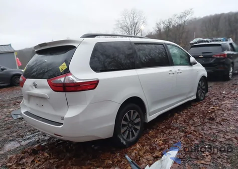 2020 Toyota Sienna Le z USA, uszkodzony, nr VIN 5TDJZ3DC6LS237433